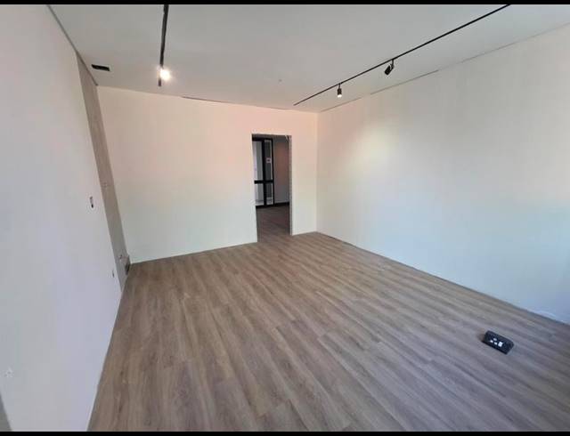 BUSINESS PROPERTY TO RENT IN FAERIE GLEN